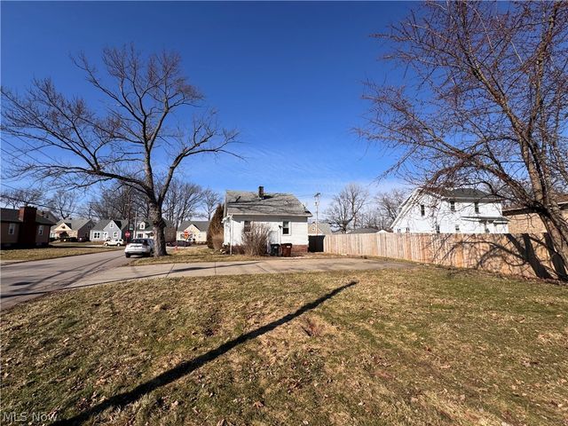 1599 Wexford Avenue, Parma, OH 44134