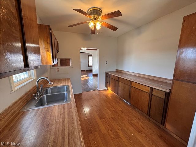 1599 Wexford Avenue, Parma, OH 44134