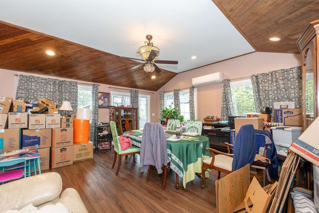 25 Pelham Street, Nashua, NH 03063