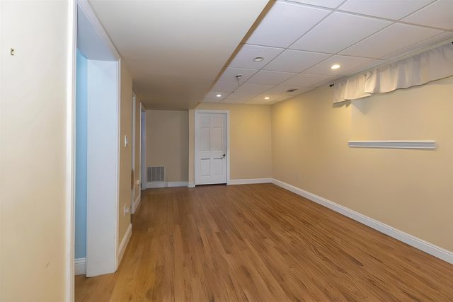 25 Pelham Street, Nashua, NH 03063