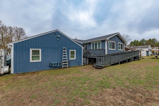 25 Pelham Street, Nashua, NH 03063