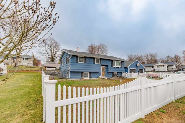 25 Pelham Street, Nashua, NH 03063