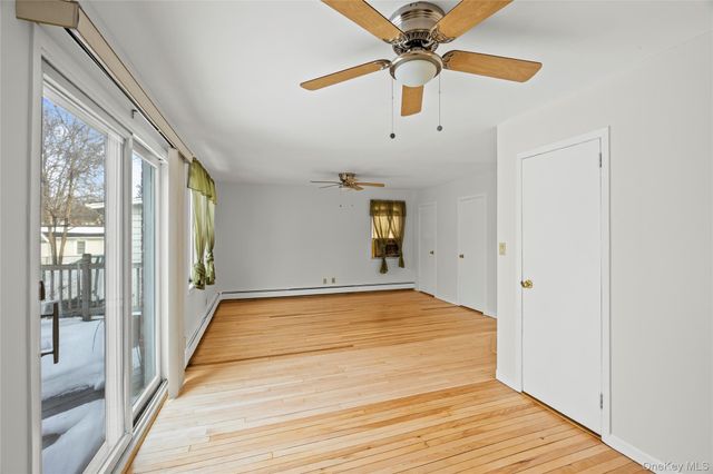 39 Stewart Street, Floral Park, NY 11001