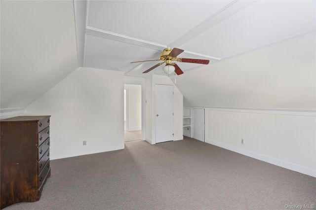 39 Stewart Street, Floral Park, NY 11001