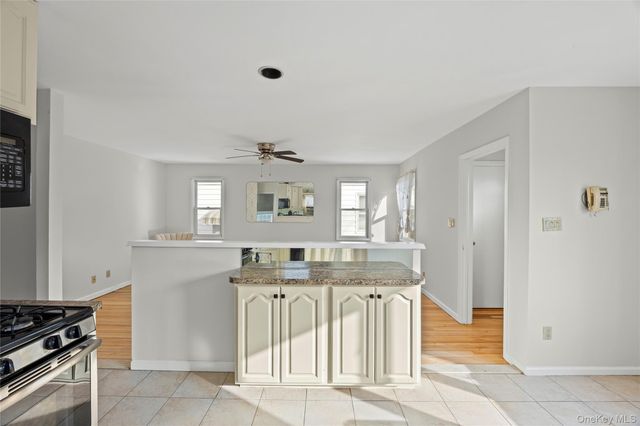 39 Stewart Street, Floral Park, NY 11001