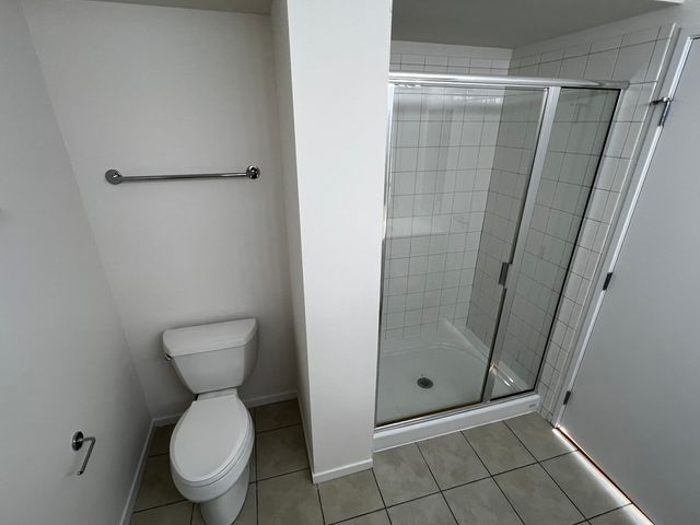 9655 Woods Drive 406, Skokie, IL 60077