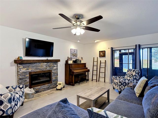 707 CARPENTERS WAY 35, Lakeland, FL 33809