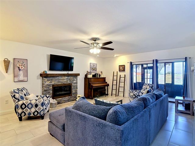 707 CARPENTERS WAY 35, Lakeland, FL 33809