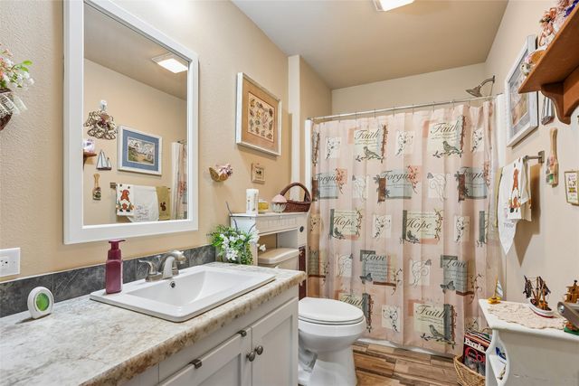 8137 Ivy Street, Dexter, IA 50070