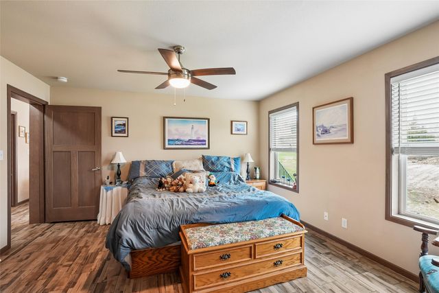 8137 Ivy Street, Dexter, IA 50070