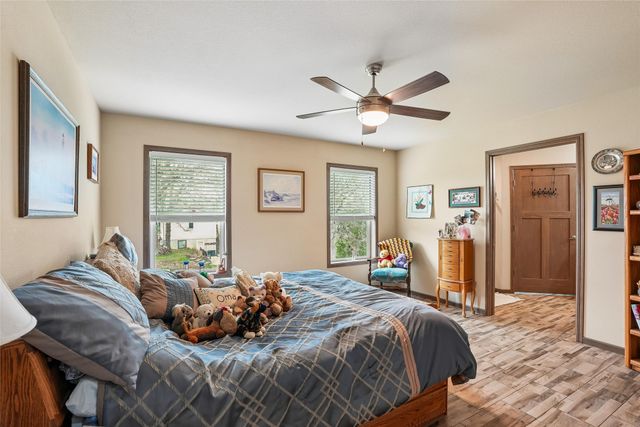 8137 Ivy Street, Dexter, IA 50070