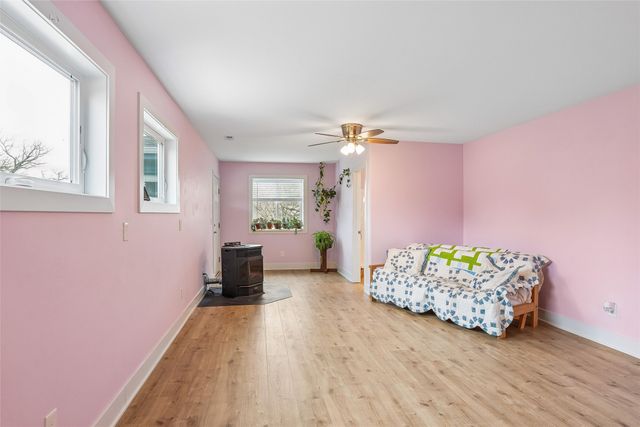 8137 Ivy Street, Dexter, IA 50070