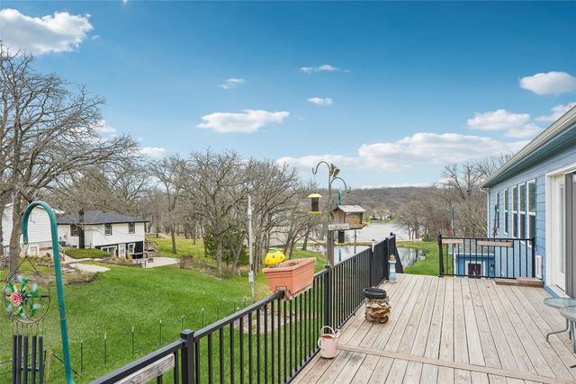 8137 Ivy Street, Dexter, IA 50070