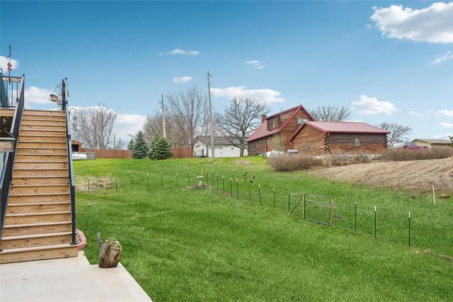 8137 Ivy Street, Dexter, IA 50070