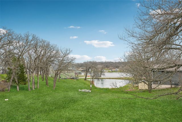 8137 Ivy Street, Dexter, IA 50070