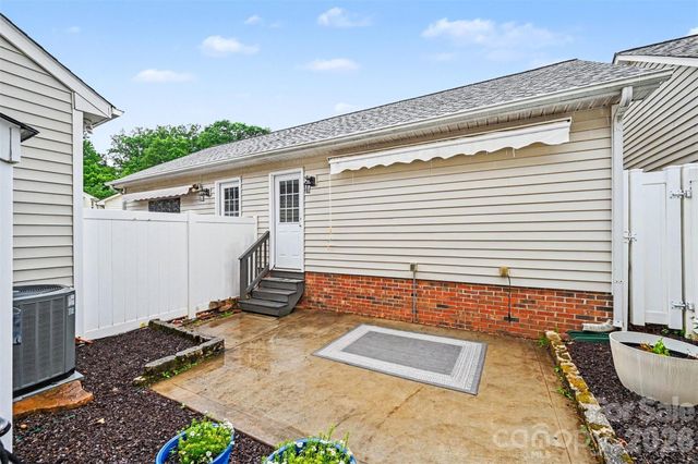 19362 Makayla Lane, Cornelius, NC 28031