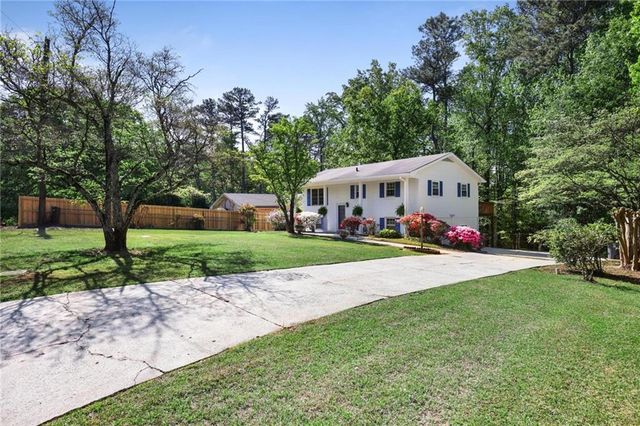 1995 Calvary Hill Court SW, Marietta, GA 30008