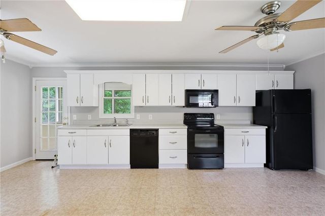 1995 Calvary Hill Court SW, Marietta, GA 30008