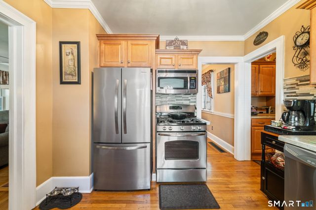 65 Ford Street, Hamden, CT 06517
