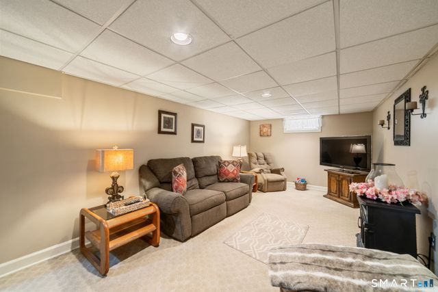 65 Ford Street, Hamden, CT 06517