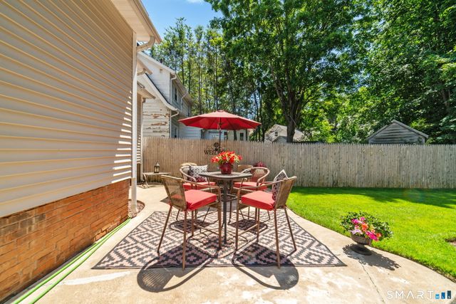 65 Ford Street, Hamden, CT 06517