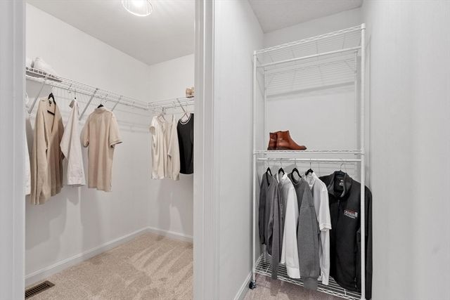 5 Maura Circle, Westford, MA 01886