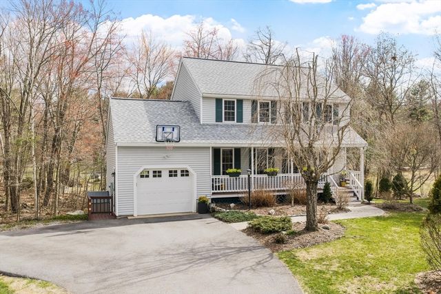 5 Maura Circle, Westford, MA 01886