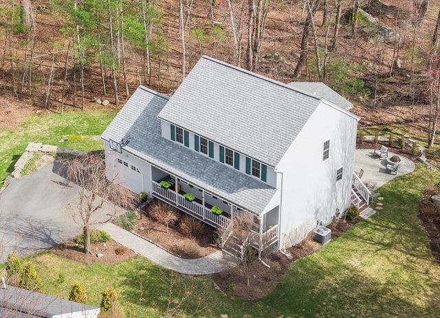 5 Maura Circle, Westford, MA 01886