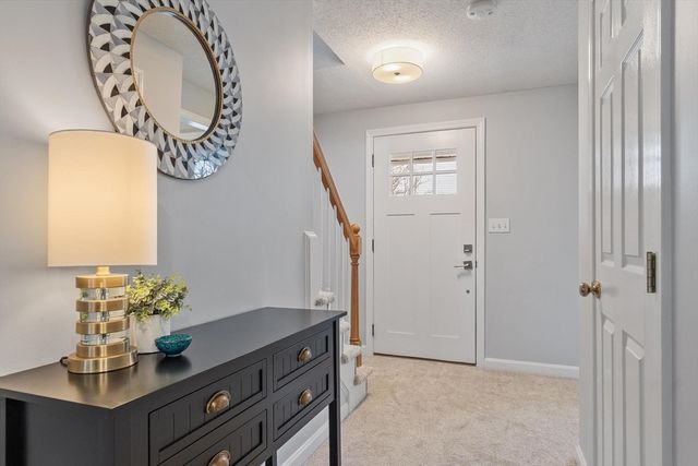 5 Maura Circle, Westford, MA 01886