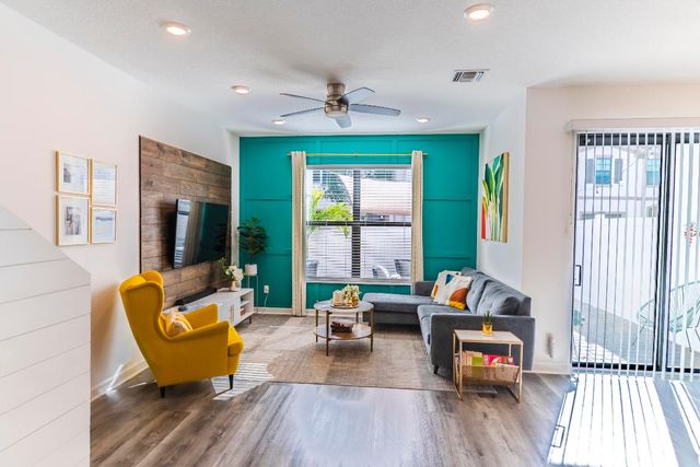 2025 Sugar Maples Dr, Riviera Beach, FL 33410