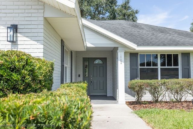 2992 Oaks Bend, Bowling Green, FL 33834