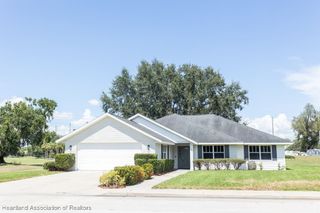 2992 Oaks Bend, Bowling Green, FL 33834