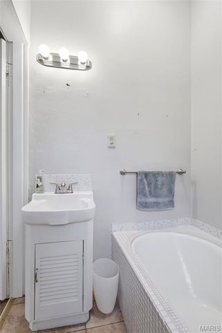 7309 Esplanade Street, St Louis, MO 63143