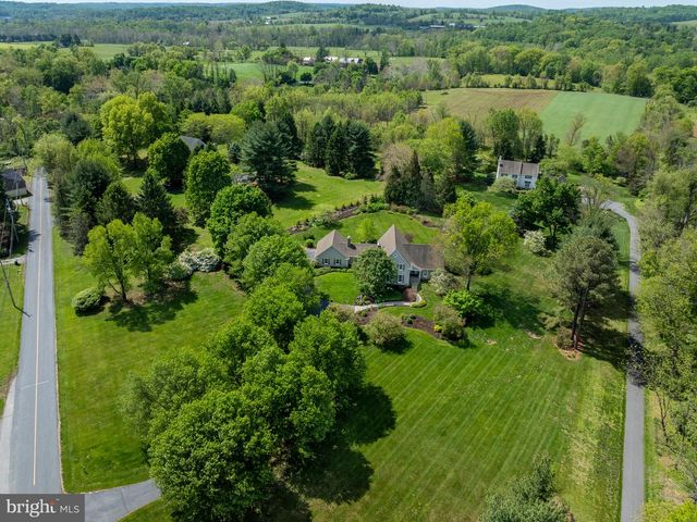 623 W SEVEN STARS RD, Phoenixville, PA 19460