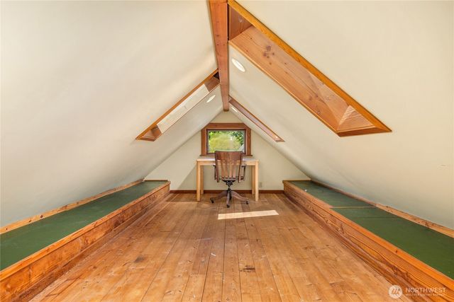 932 NW Nakata Avenue, Bainbridge Island, WA 98110