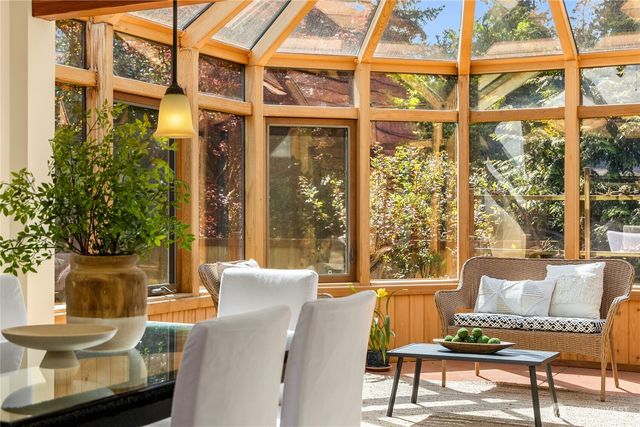 932 NW Nakata Avenue, Bainbridge Island, WA 98110