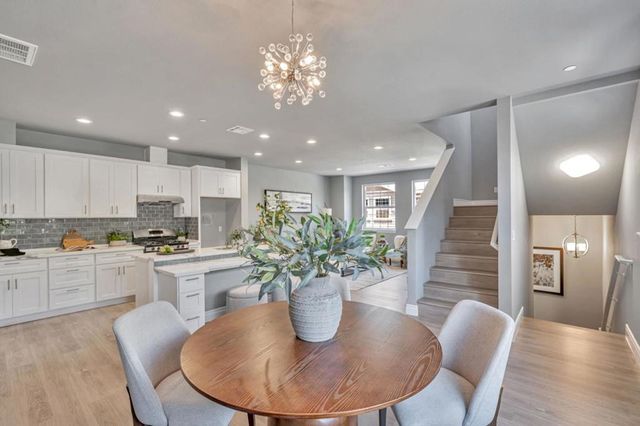 802 Maybeck Place, Hayward, CA 94544