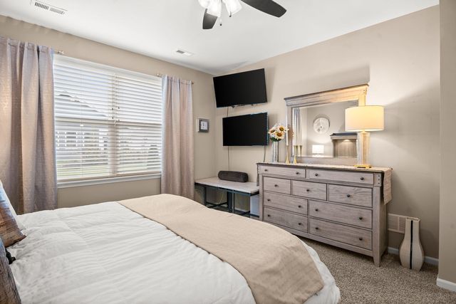 239 Durham Street, North Aurora, IL 60542