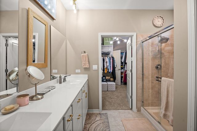 239 Durham Street, North Aurora, IL 60542