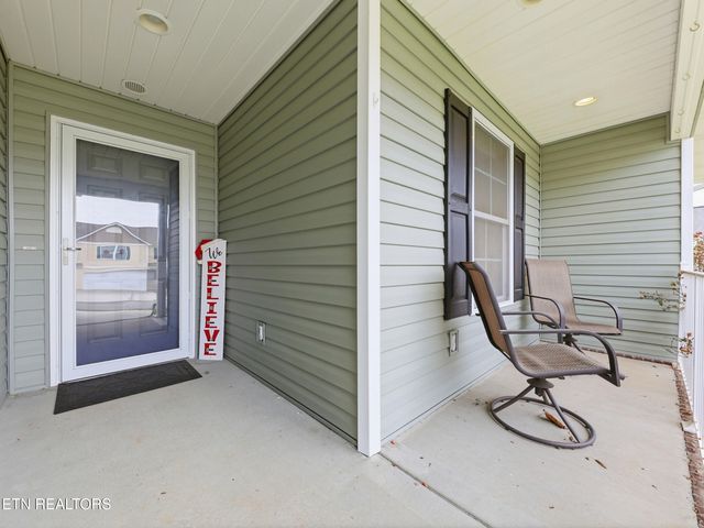 2125 Bluebonnet Drive, Mascot, TN 37806