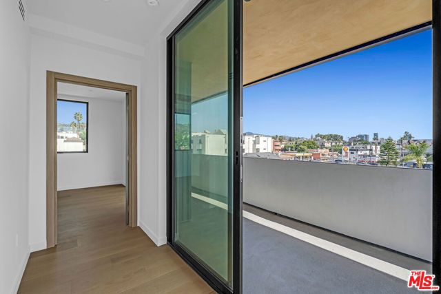 1257 N Detroit Street 301, West Hollywood, CA 90046