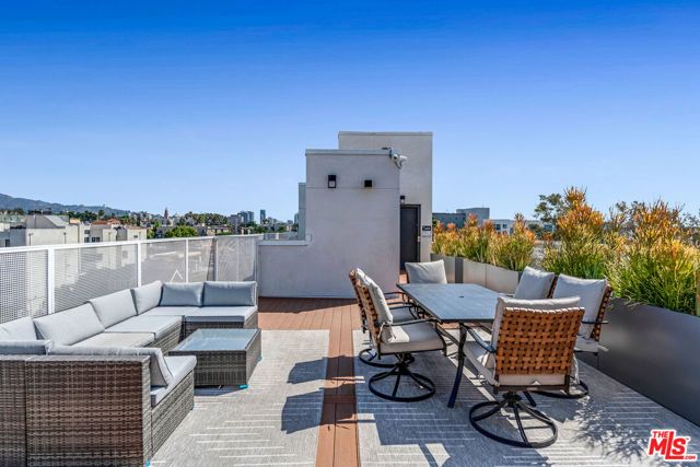1257 N Detroit Street 301, West Hollywood, CA 90046