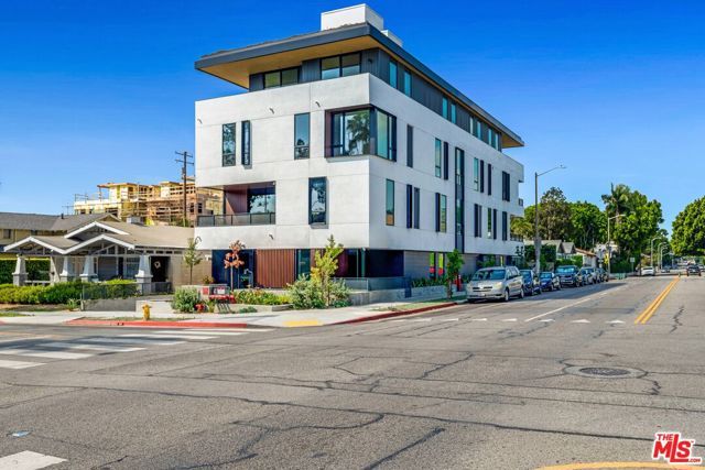 1257 N Detroit Street 301, West Hollywood, CA 90046