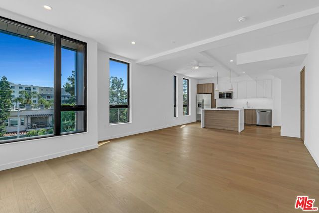 1257 N Detroit Street 301, West Hollywood, CA 90046