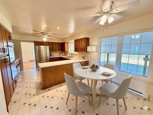 2775 Old Fredericktown Road, Farmington, MO 63640