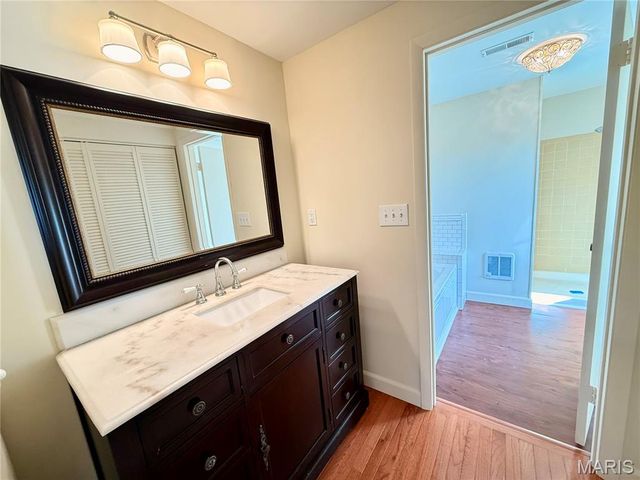 2775 Old Fredericktown Road, Farmington, MO 63640
