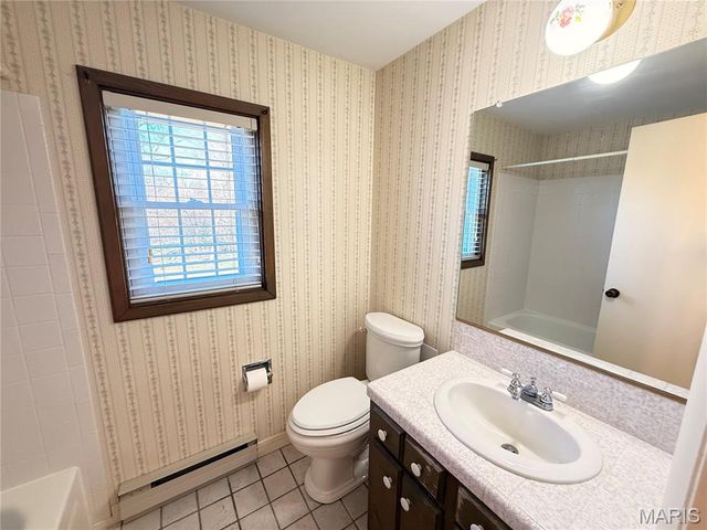 2775 Old Fredericktown Road, Farmington, MO 63640