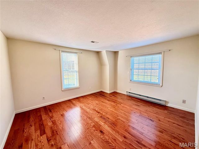 2775 Old Fredericktown Road, Farmington, MO 63640