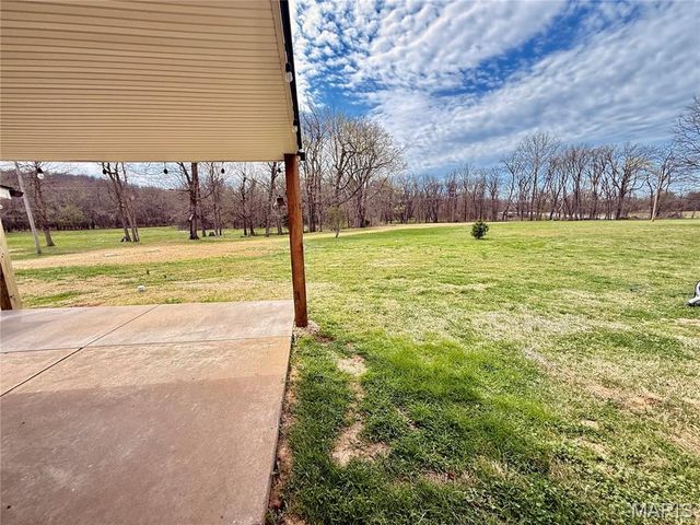 2775 Old Fredericktown Road, Farmington, MO 63640