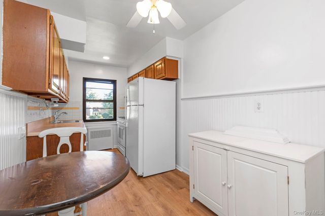 1197 E broadway K24, Hewlett, NY 11557